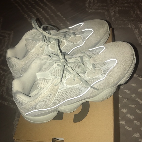 Adidas Yeezy 500 Salt - Picture 3 of 6